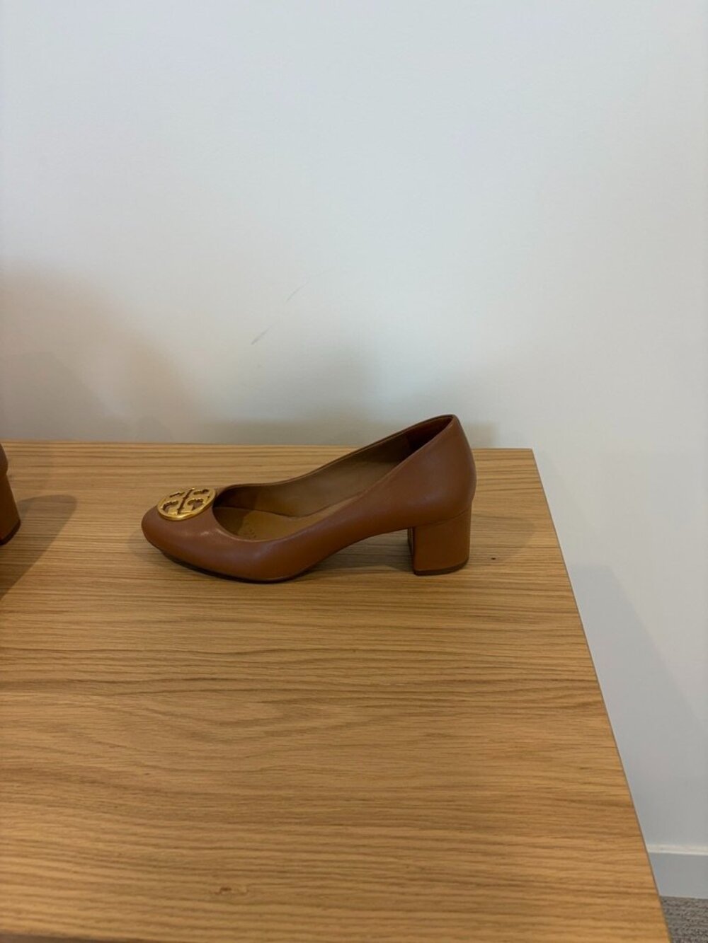Tory Burch Pumps - Picture 4 of 7
